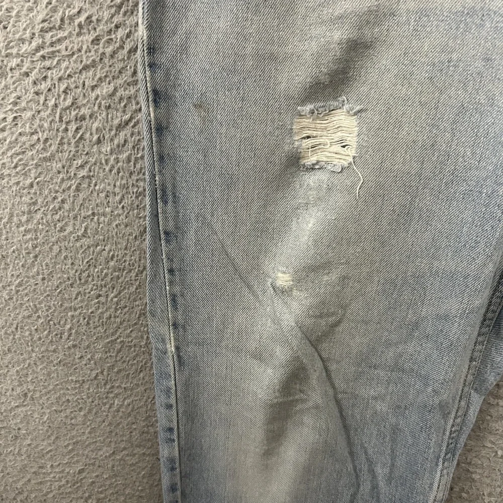 Vintage Levis Jeans Mens 36x30 Blue Denim 550 Relaxed Fit American Light Wash